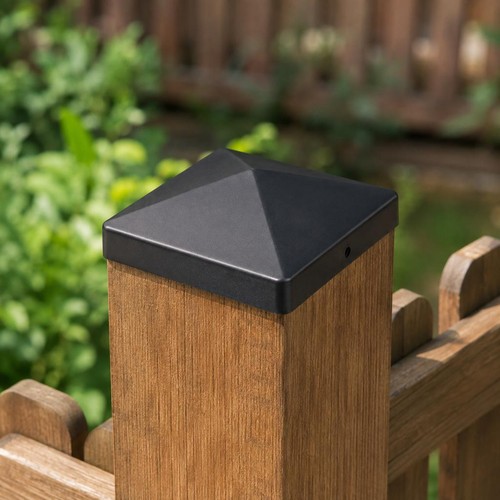 10x black fence post - 10x, caps